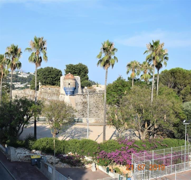 Iafrate-Oksoleil Apartment Villefranche-sur-Mer Bagian luar foto
